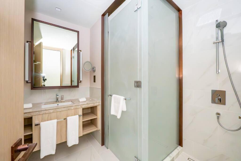 Address Grand Creek Habour 3bdr On 51st Flr With Skyline View In Creek Harbour Apartment